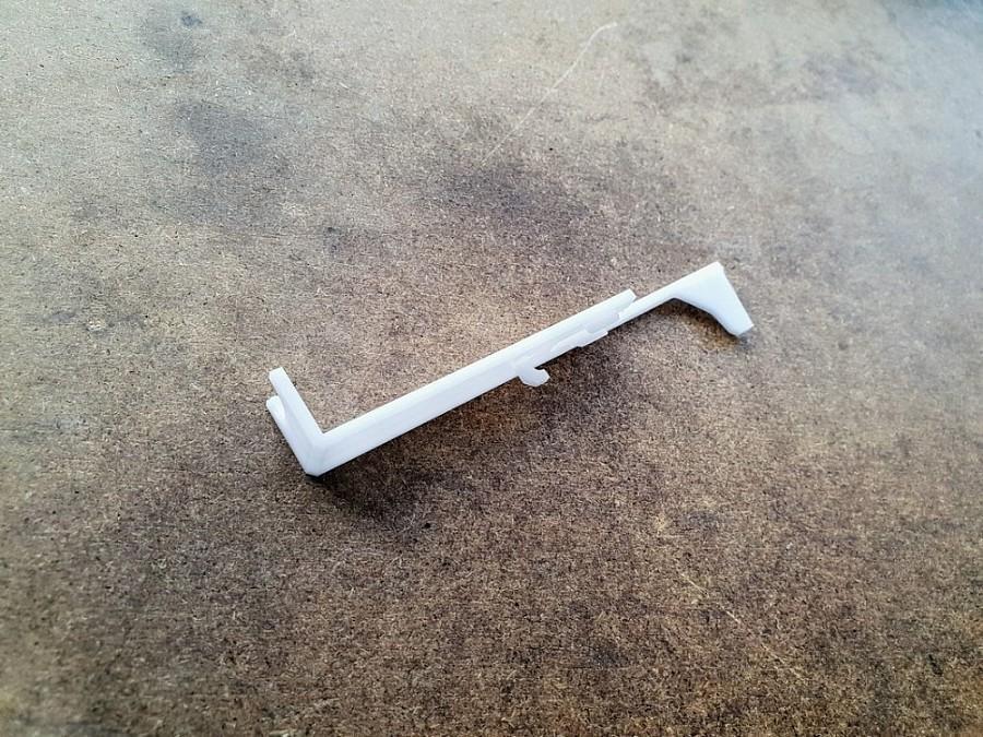 CNC suutinlevy SR25 POM