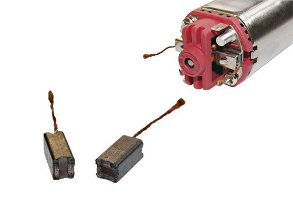 Moottorin hiilet (motor brush)