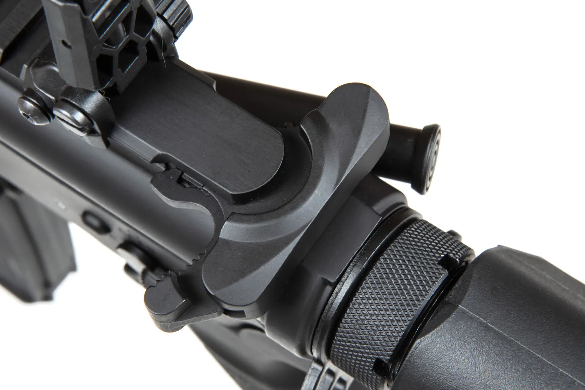 Daniel Defense® RIS III 10.5'' SA-P27 Prime™ HAL™ ETU harjattomalla moottorilla - musta