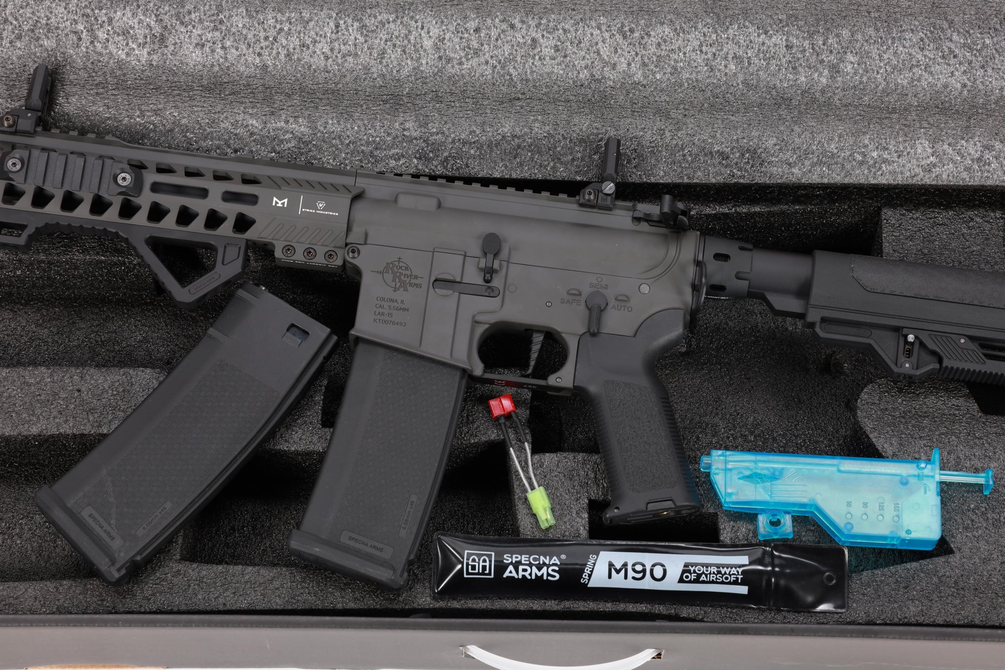 Specna Arms RRA SA-E17 EDGE™ HAL 2 Light Ops Stock Gen. 2 - Chaos Grey
