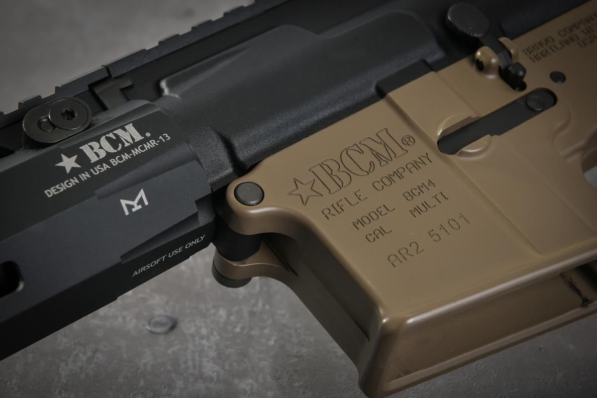 BCM MK2 MCMR 14.5" GBBR kaasukivääri - half tan