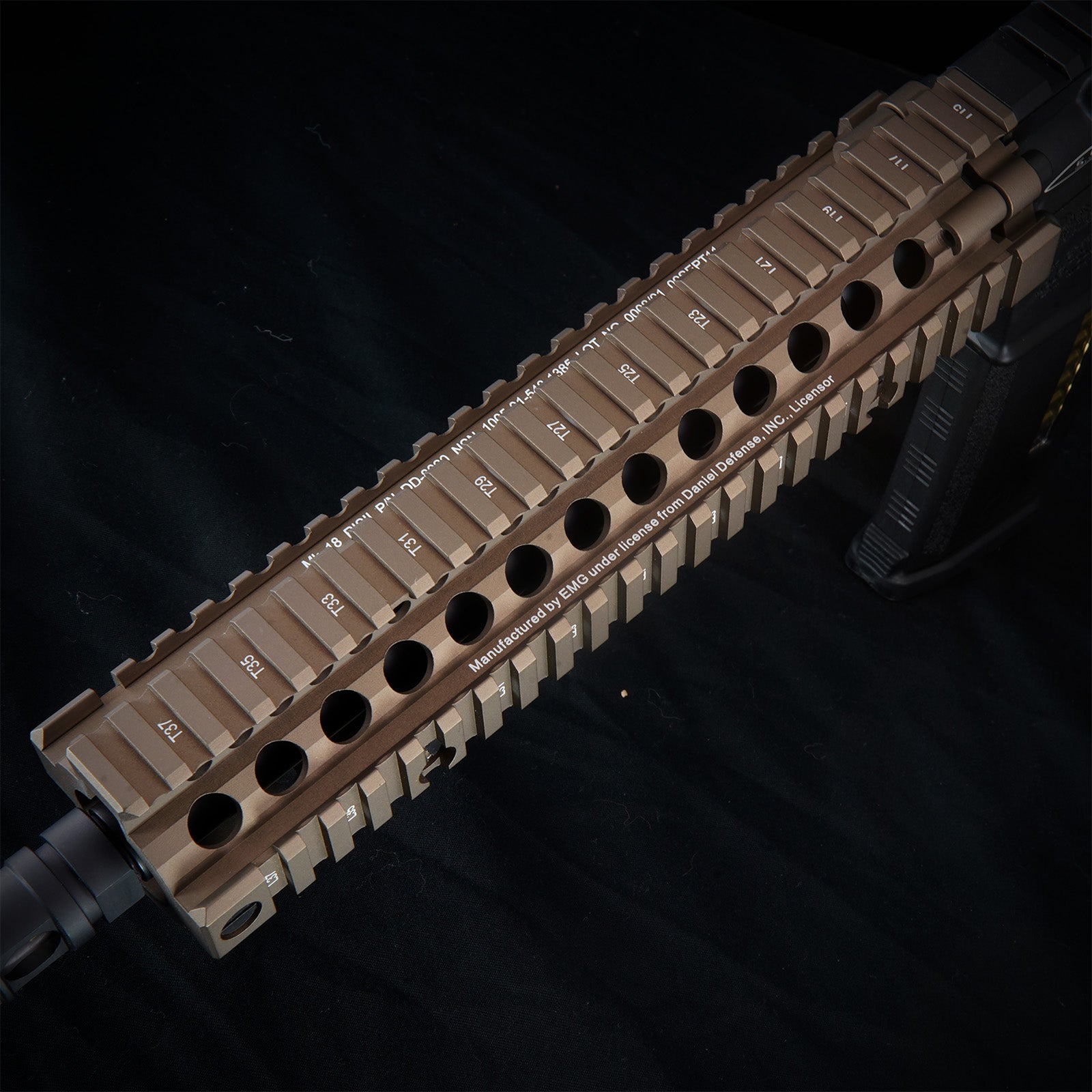 Wolverine Airsoft MTW Daniel Defense MK18 RIS II XB - Milspec Brown