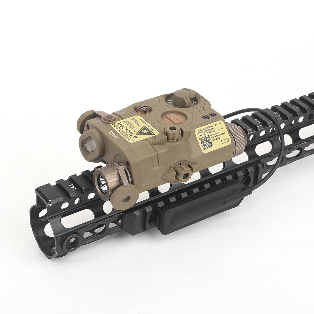 WADSN LA-5C UHP PEQ-15 valaisin ilman laseria - hiekka