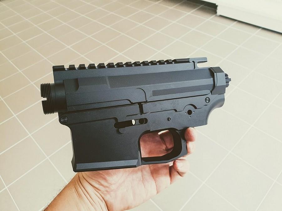 CNC runko - C, M4/AR15 - musta