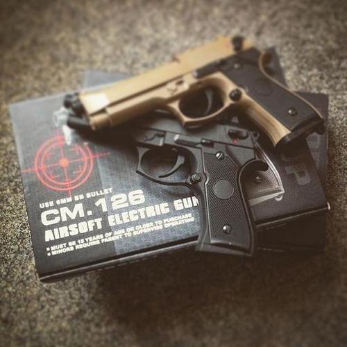 Cyma M9 AEP sähköpistooli, CM126 – musta