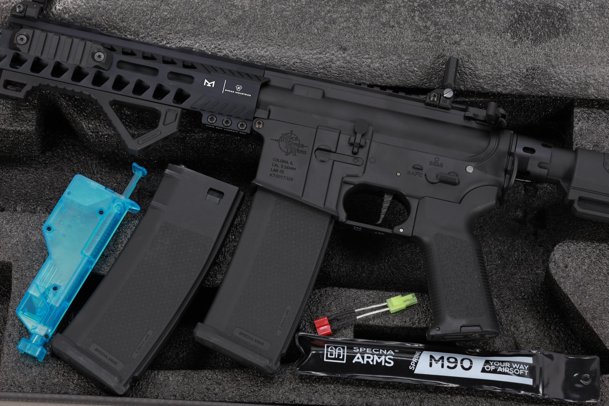 Specna Arms RRA SA-E17 EDGE™ HAL 2 Light Ops Stock Gen. 2 - Black