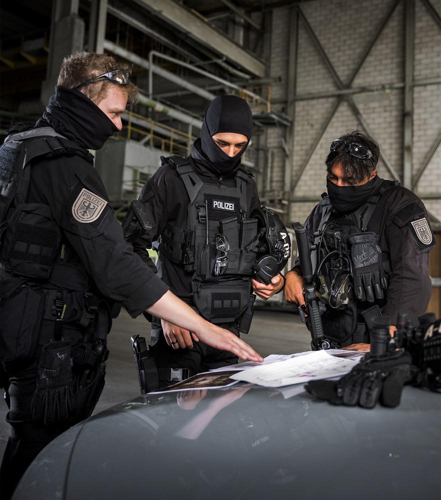 Wear Fast Fit – musta