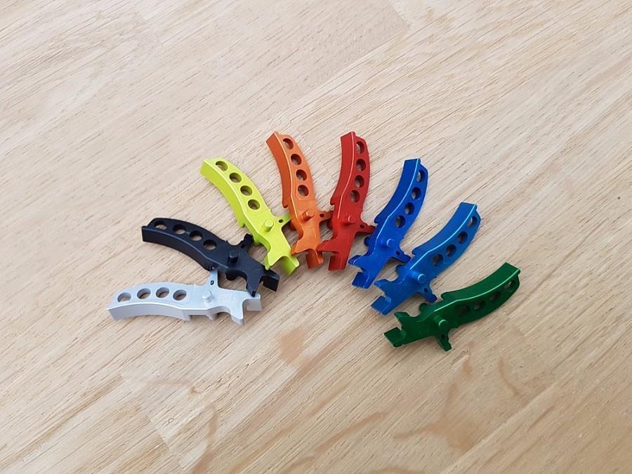 CNC liipaisin M4/AR15 - D, hopea